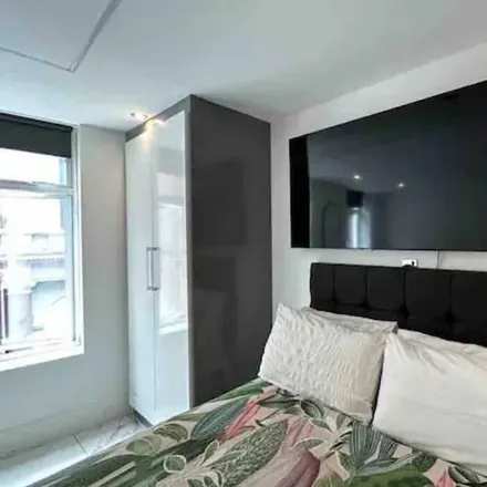 Rent this 1 bed apartment on London in W1T 1UG, United Kingdom