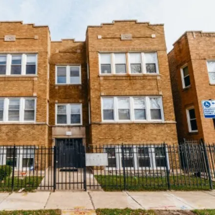 Rent this 3 bed apartment on 1507-1509 North Avers Avenue in Chicago, IL 60651