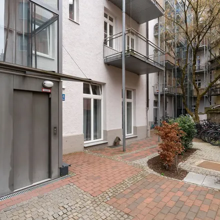 Rent this 1 bed apartment on Tumblingerstraße 44 in 80337 Munich, Germany
