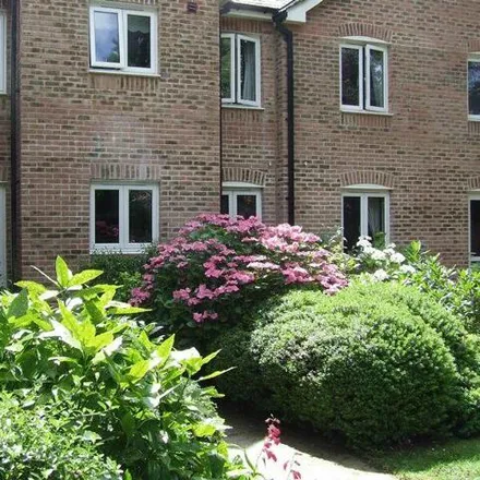 Image 8 - Avongrove Court, The Avenue, Taunton, TA1 1TL, United Kingdom - Apartment for sale