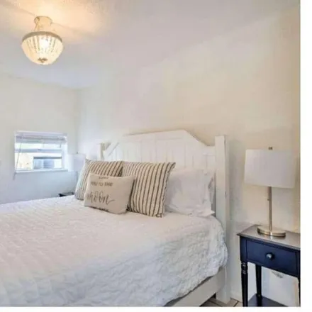 Rent this 1 bed apartment on Boynton Beach