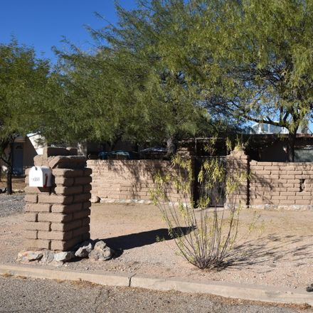 Rent this 2 bed house on 1237 East Silver Street in Tucson, AZ 85719