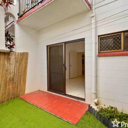 Image 2 - Crathen Close, Edge Hill QLD 4870, Australia - Apartment for rent