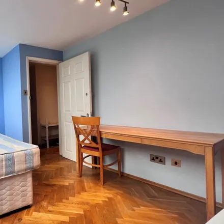 Image 2 - 57 Staverton Road, Willesden Green, London, NW2 5EY, United Kingdom - Room for rent