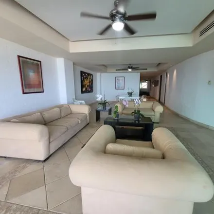 Rent this 3 bed apartment on Avenida Escénica in El Glomar, 39355 Puerto Marqués