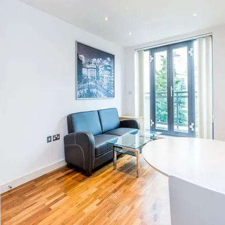 Image 5 - Bow Connection, 75-97 Fairfield Road, Old Ford, London, E3 2QF, United Kingdom - Apartment for rent