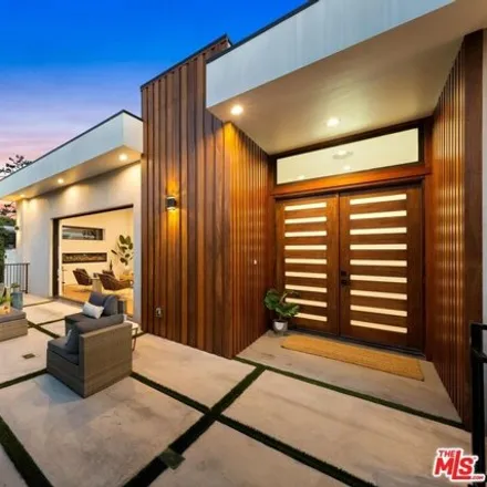 Image 4 - 126 South Saltair Avenue, Los Angeles, CA 90049, USA - House for sale