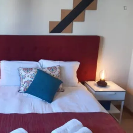 Rent this 1 bed apartment on Taxca Grill in Rua da Picaria, 4050-477 Porto