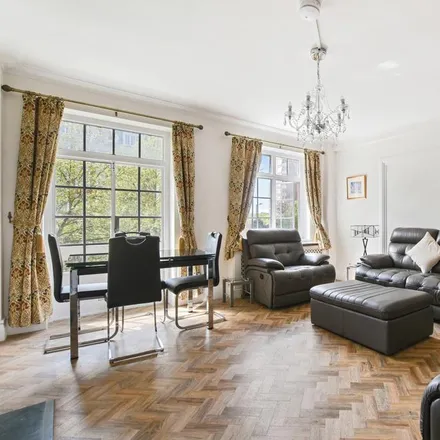 Rent this 3 bed apartment on Sandringham Court in 99 Maida Vale, London