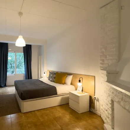 Rent this 6 bed room on Carrer de Muntaner in 408, 08001 Barcelona