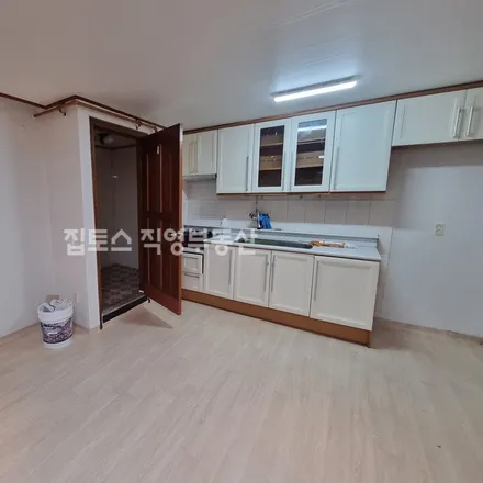 Image 8 - 서울특별시 강남구 대치동 919-24 - Apartment for rent