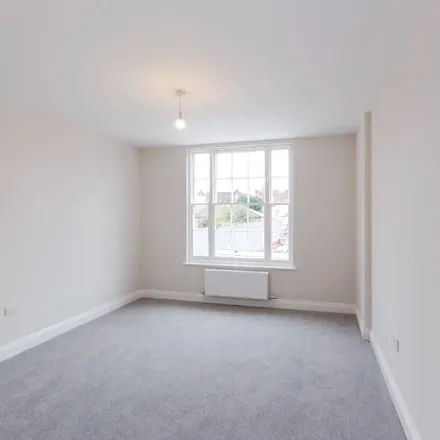 Image 7 - The Bedford Sixth Form, Bromham Road, Bedford, MK40 2BS, United Kingdom - Apartment for rent