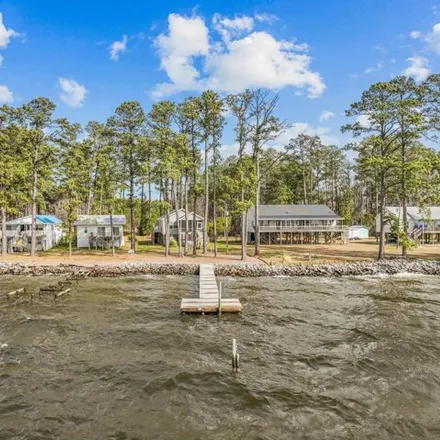 Image 5 - 1111 Old Pamlico Beach Road, Moores Beach, Beaufort County, NC 27810, USA - House for sale