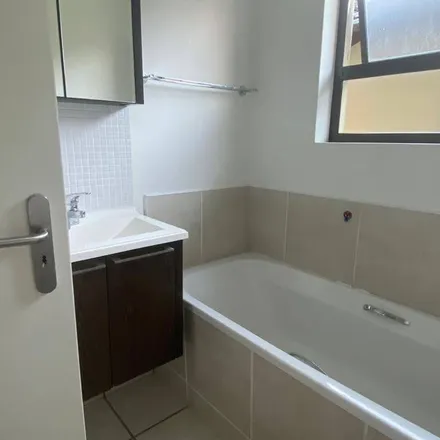 Image 2 - unnamed road, Maroeladal, Randburg, 2155, South Africa - Apartment for rent