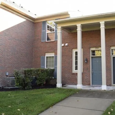 Image 2 - 24161 Chesapeake Circle, Commerce Charter Township, MI 48390, USA - Condo for rent