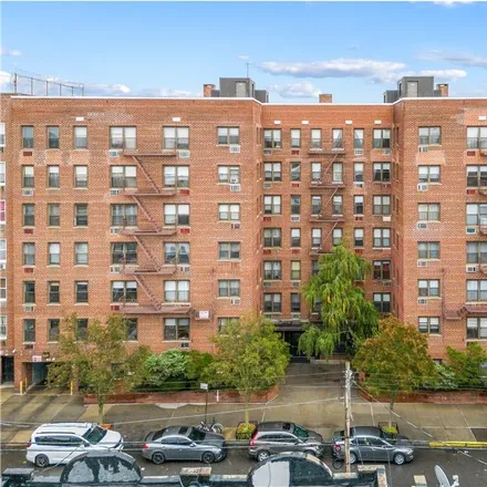 Image 2 - 1855 East 12th Street, New York, NY 11229, USA - Condo for sale