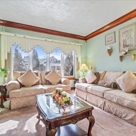 Image 7 - 3536 West 60th Street, Chicago, IL 60629, USA - House for sale