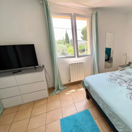 Rent this 3 bed house on Toulon in Var, France