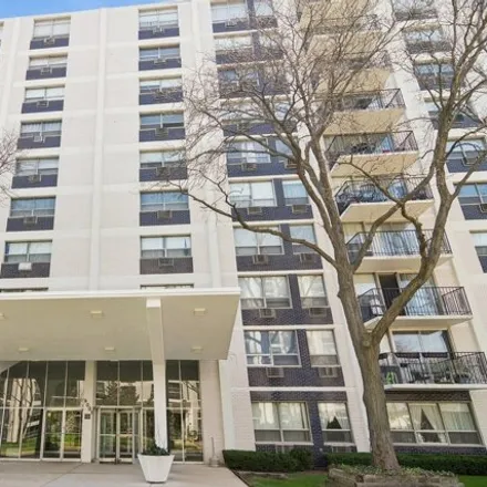 Buy this 1 bed condo on Golf Towers in 9009 Golf Road, Des Plaines