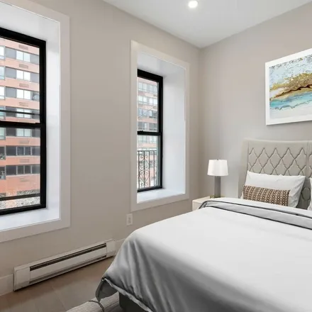 Rent this 2 bed apartment on 1672 3rd Avenue in New York, NY 10128