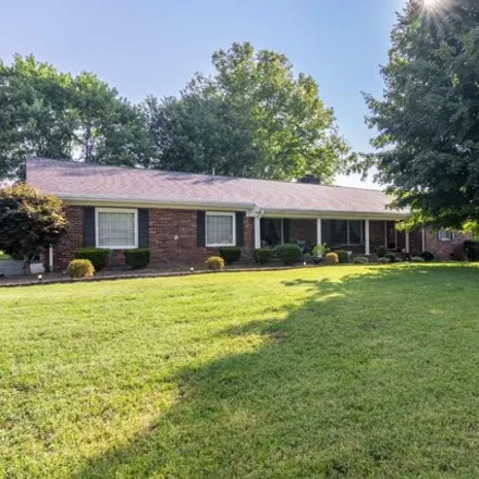 Buy this 4 bed house on 737 Hamilton Drive in Gallatin, TN 37066