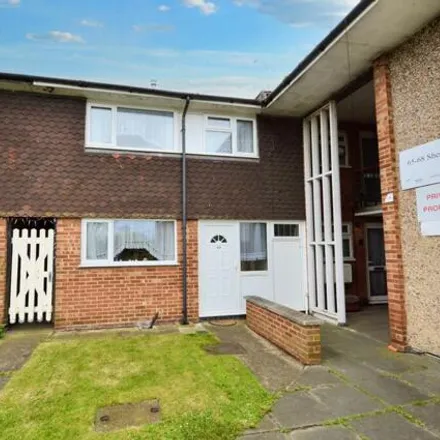 Buy this 3 bed townhouse on Budgens in 75 Newington Avenue, Southend-on-Sea