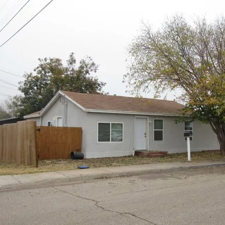 Rent this 2 bed house on 501 South 12th Street in Artesia, NM 88210
