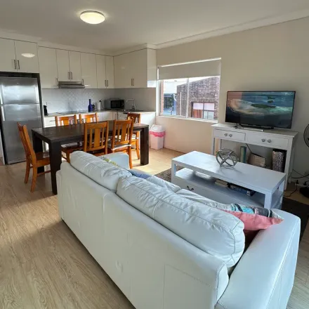 Image 8 - St Thomas Street, Bronte NSW 2024, Australia - Apartment for rent