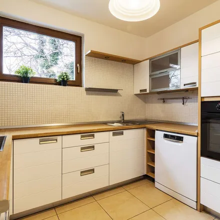 Rent this 5 bed apartment on Na Hřebenkách 2288/72 in 150 00 Prague, Czechia