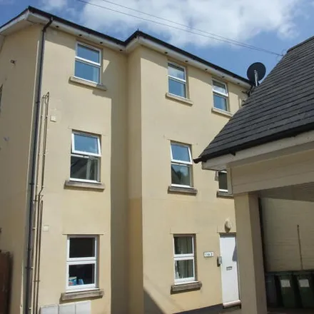Rent this 3 bed room on Exon Mews in Exeter, Devon