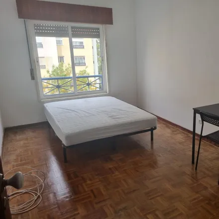 Rent this 4 bed room on Rua Fernando Lopes Graça in 2725-554 Algueirão-Mem Martins, Portugal
