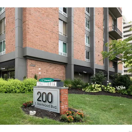 Buy this 2 bed condo on Park Tower Condominium in 200 South Brentwood Boulevard, Clayton