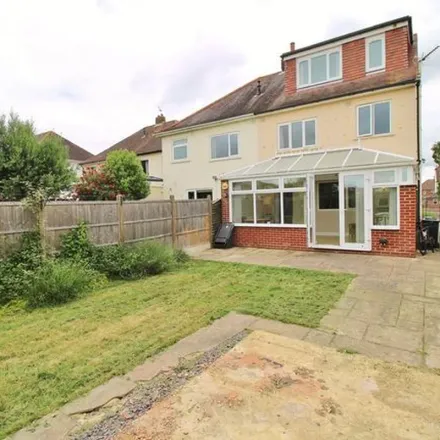 Image 5 - Almond Close, Havant, PO9 3LP, United Kingdom - Duplex for rent