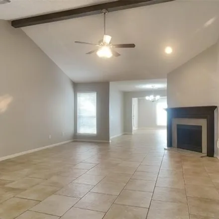 Image 3 - 8943 Village Hills Drive, Harris County, TX 77379, USA - House for rent
