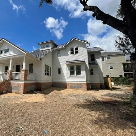 Buy this 4 bed house on 2724 Beauchamp Street in Houston, TX 77009