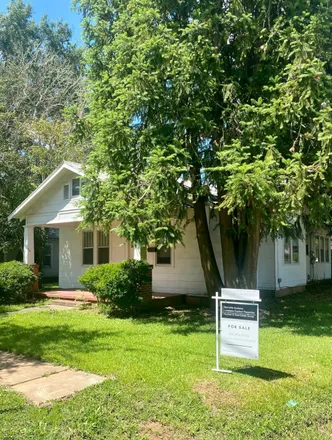 Buy this 2 bed house on 401 Keller Street in Bunkie, LA 71322