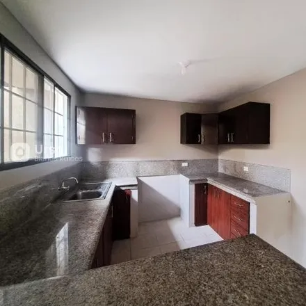 Rent this 3 bed house on 5° Pasaje 8 NO in 090501, Guayaquil
