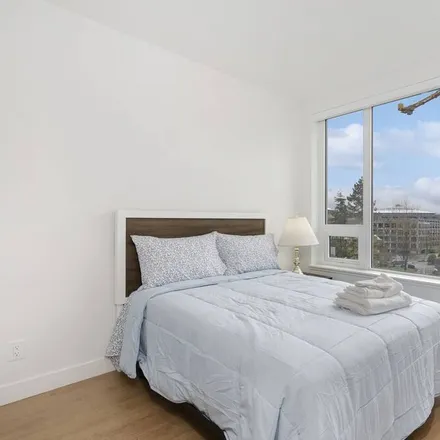 Image 1 - Surrey, BC V3T 0S4, Canada - Apartment for rent