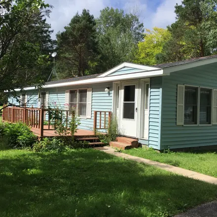 Buy this 3 bed house on Huron Street in Saint Ignace, MI 49781