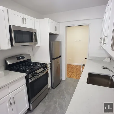 Rent this 2 bed apartment on Queens Center for Progress in Grand Central Parkway, New York