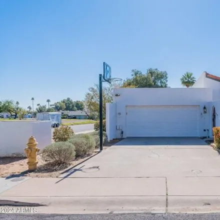 Image 2 - 3049 East Clarendon Avenue, Phoenix, AZ 85016, USA - House for sale