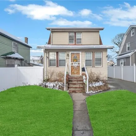 Buy this 3 bed house on 218-09 133rd Road in New York, NY 11413