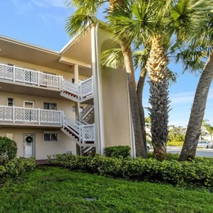 Rent this 2 bed condo on 2660 Garden Drive South in Palm Beach County, FL 33461