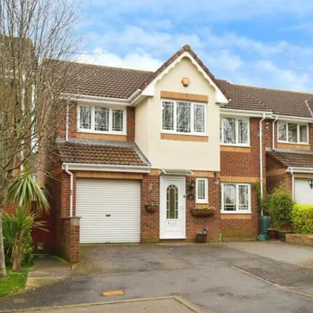 Buy this 4 bed house on 27 Simmonds View in Stoke Gifford, BS34 8HQ