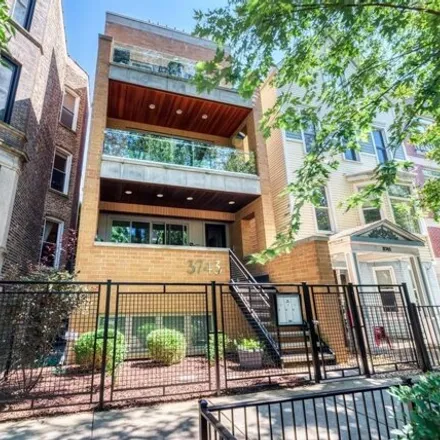 Buy this 2 bed condo on 3743 North Kenmore Avenue in Chicago, IL 60613