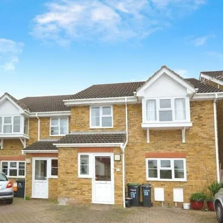 Rent this 3 bed duplex on 41 Brook Road in Northfleet, DA11 8RQ