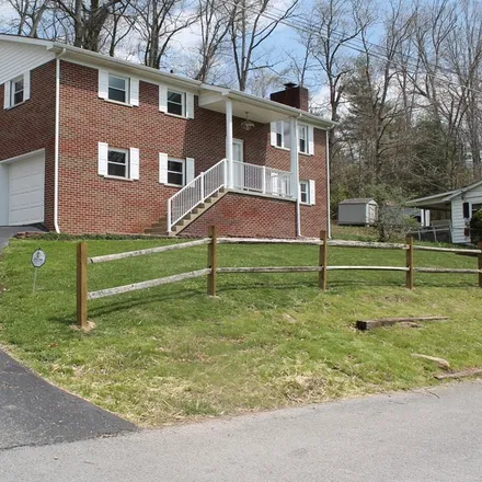 Image 3 - 810 New River Drive, Sprague, Beckley, WV 25801, USA - House for sale