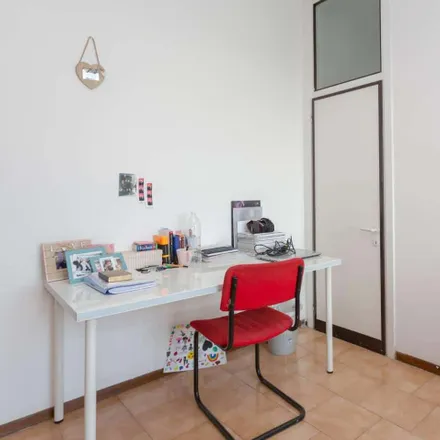 Image 3 - Via Michele Saponaro 32, 20142 Milan MI, Italy - Room for rent