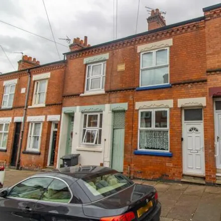 Buy this 2 bed townhouse on Bosworth Street in Leicester, LE3 5RB
