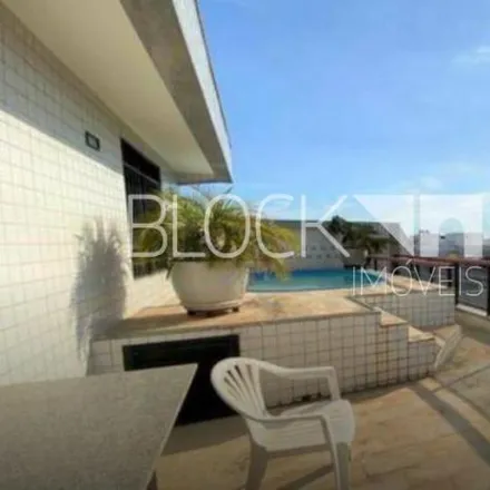 Buy this 3 bed apartment on Rua Clóvis Salgado 466 in Recreio dos Bandeirantes, Rio de Janeiro - RJ